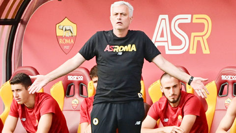 Thứ bóng đá cực nhọc của Mourinho