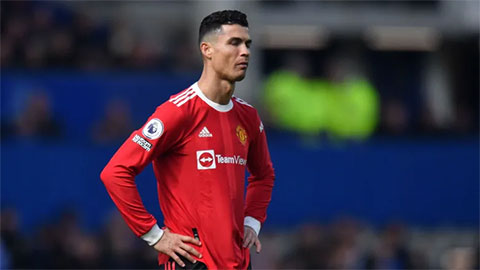 Sự hung hăng của Ronaldo hiện thân cho mùa giải thảm họa của Man United