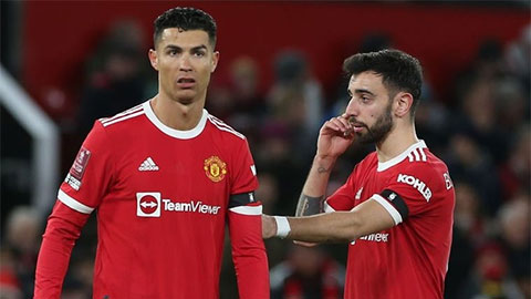 Bruno Fernandes đề nghị Man United tôn trọng Ronaldo