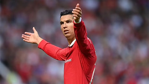 ‘MU không thể để Ronaldo ra đi’