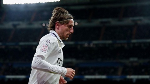 Modric gia hạn hợp đồng với Real Madrid đến năm 2024