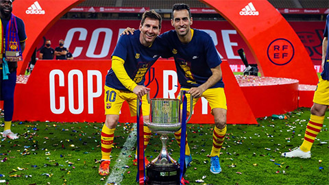 Barca có thể đón Messi trở lại khi Busquets đã ra đi?