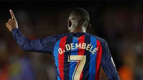 Chê PSG, Dembele chỉ muốn ở lại Barca