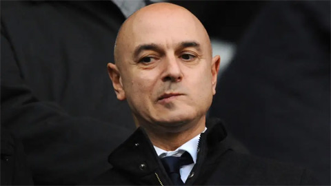 Daniel Levy cân nhắc bán cổ phần của Tottenham