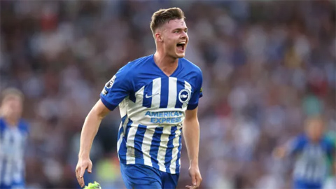 Brighton phì cười về đề nghị của MU cho Evan Ferguson