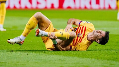 Barca ban lệnh cấm kỳ lạ để ngăn bão chấn thương