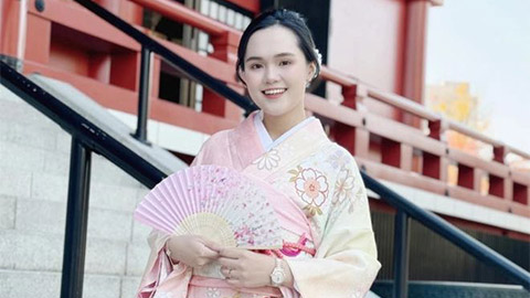 Vợ Duy Mạnh diện kimono, khoe nhan sắc xinh như gái Nhật Bản