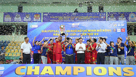 Nhà vô địch đến Thái Lan tặng toàn bộ tiền thưởng cho trẻ em nghèo TP.HCM