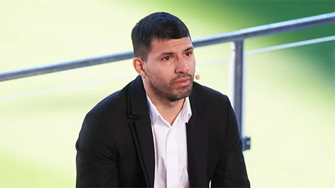 Vì sao Sergio Aguero từ chối khoác áo số 10 biểu tượng của Messi?