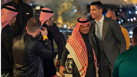 Ronaldo không đất dung thân ở Al Nassr vì ‘đại khủng hoảng’ sắp đến?